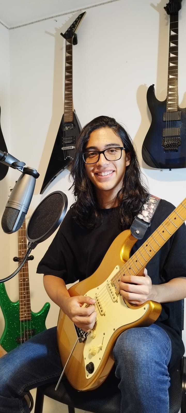 GUITARRA ELÉCTRICA INTELIGENTE MOOER GTRS S800